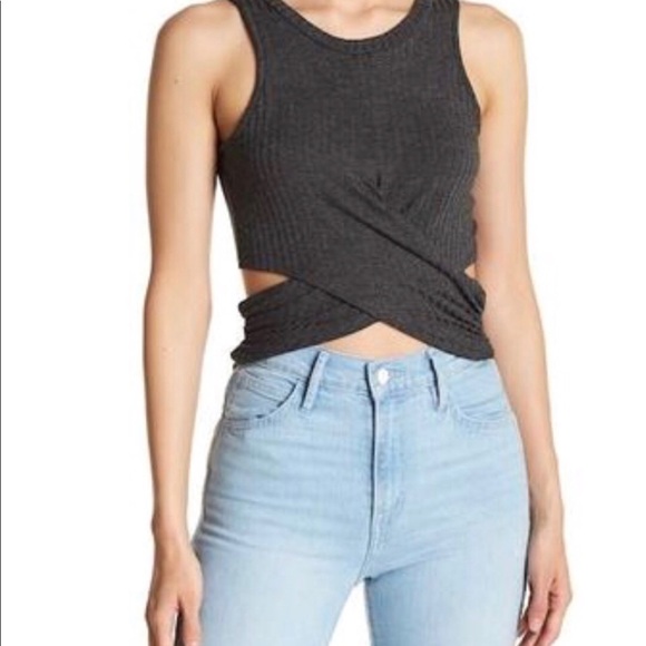 dee elly Tops - Crop top